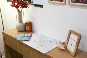 Fotografie z fotogalerie ubytování L'Écrin Rouge Escapade Romantique et Balnéo Privé v destinaci Bordeaux