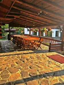 Gallery image of Vilă uimitoare aproape de pârtii in Ranca