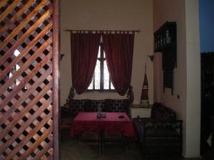 Sjónvarps- og/eða afþreyingartæki á Hotel Kasbah Azalay