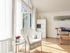 Η κουζίνα ή μικρή κουζίνα στο Holiday Home Gustina - 1-2km from the sea by Interhome