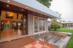 Сад в Nanu Beach Resort & Spa
