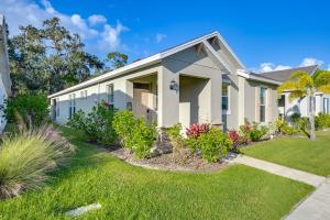 Zahrada ubytování Near River and Parks LaBelle Family Home with Patio