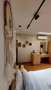 Postel nebo postele na pokoji v ubytování Zen Pyramids Luxury Villa