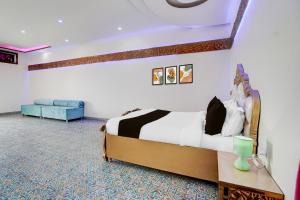 ジャイプールにあるHotel O The Grand Farmのギャラリーの写真