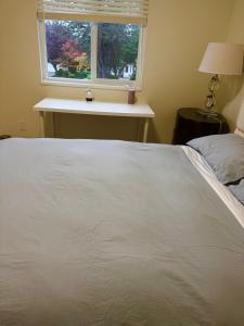 Ένα ή περισσότερα κρεβάτια σε δωμάτιο στο Maple & Moon