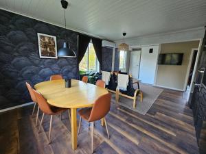 Posezení v ubytování Villa Blackberry, nära Kolmården & Norrköping + 18 fotografií