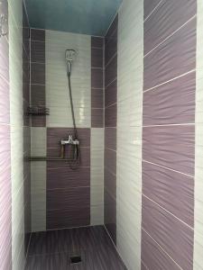 Un baño de 7+я