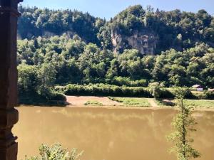 Φυσικό τοπίο κοντά σε αυτή η παραθεριστική κατοικία