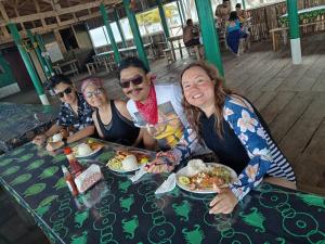 Comida en el complejo de cabañas o alrededores