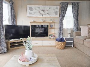 TV/trung tâm giải trí tại Cornish Dream