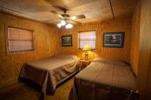 Postel nebo postele na pokoji v ubytování Riviera D