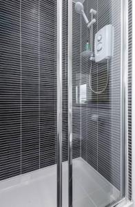 Ένα μπάνιο στο The Stirling Penthouse - Free Parking +35 φωτογραφίες