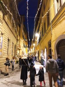 Hosté ubytování Appartamento Io e Te Cortona centro storico - seconda doccia su romantica corte