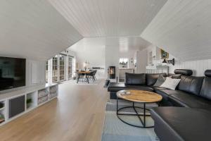 Μια τηλεόραση ή/και κέντρο ψυχαγωγίας στο 10861-Ulfborg-Gaffelbjergvej-41-A