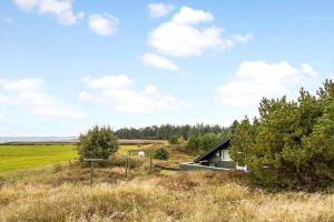 Tagholmにある2555-Romo-A-M-Listsvej-6の畑中の家