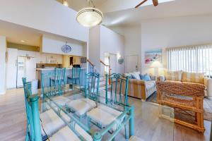 Χώρος καθιστικού στο Sea Colony - 56051 Pinewood Dr