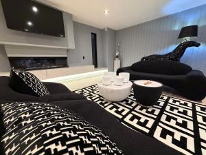 TV a/nebo společenská místnost v ubytování Zenity Joshua tree