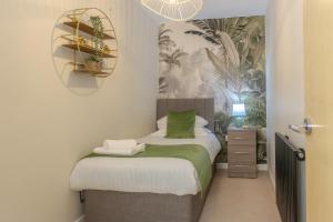Galería fotográfica de Contractor Stay Hatfield with Free Parking Sleeps 4 en Hatfield 44 fotos más