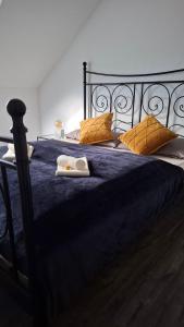 Ένα ή περισσότερα κρεβάτια σε δωμάτιο στο CityStay Wolfsburg - GTI