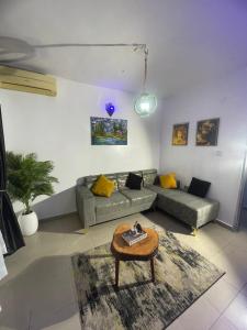 Χώρος καθιστικού στο Peaceful One Bedroom Apartment