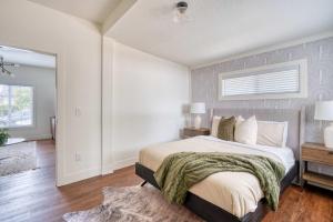 a bedroom with a large bed and a window at Stay Portland - Beautiful Brooklyn 1 Bed Apt in Portland +35 photos