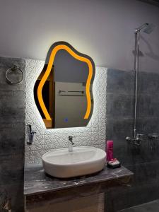 Ảnh trong thư viện ảnh của Luxury Stay in buch villas multan ở Multan