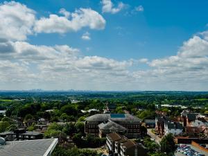 Una vista aérea de Sky-View Home in Brentwood Essex