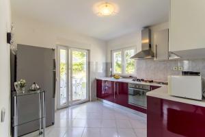 Kuchyň nebo kuchyňský kout v ubytování Apartments with parking space Valbandon, Fazana - 16261