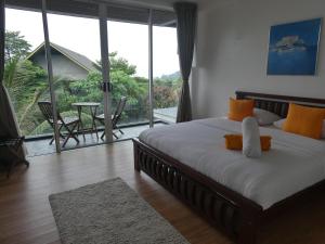 Gallery image of Aislinn Seaview Villa in Nature -Luxury Pool in Pantai Kok +29 photos