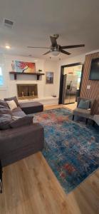 Posezení v ubytování Hanahan Hide Away