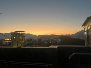 Γενική θέα στο βουνό ή θέα στο βουνό από  αυτό το hostel