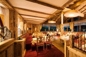 Posezení v ubytování Hotel Alphof Alpbach
