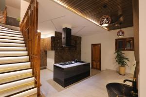 Fotografie z fotogalerie ubytování Villa Ruk v destinaci Virāmpattinam + 5 fotografií