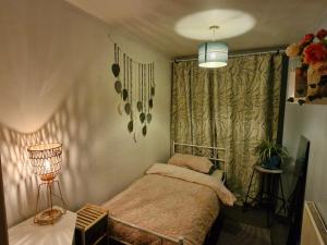 Postel nebo postele na pokoji v ubytování The Green Box