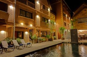 Bazén v ubytování Hotel Sakamanga nebo v jeho okolí