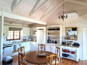 Η κουζίνα ή μικρή κουζίνα στο Glengarry