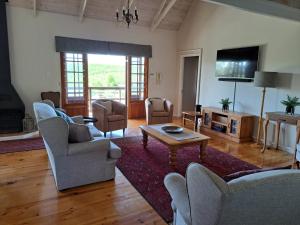 Μια τηλεόραση ή/και κέντρο ψυχαγωγίας στο Glengarry