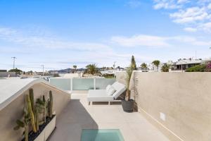 Bazén v ubytování Casa Folias by Escape Home nebo v jeho okolí