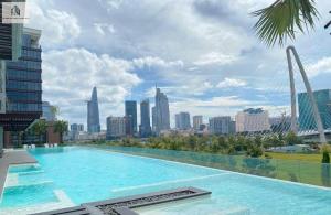 Πισίνα στο ή κοντά στο The Royal Metropole Saigon Suite