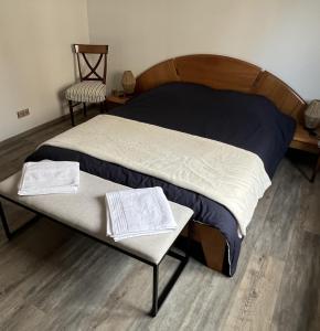 En eller flere senge i et værelse på Charmante maison de ville "Le 1998" + 12 billeder