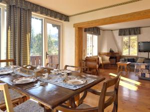 Χώρος καθιστικού στο Homeby, Dimora Sopiazes