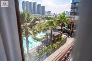 Πισίνα στο ή κοντά στο The Royal Metropole Saigon Suite