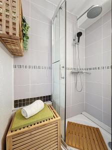 Ένα μπάνιο στο Le côté Sud de Canet by Alto Service