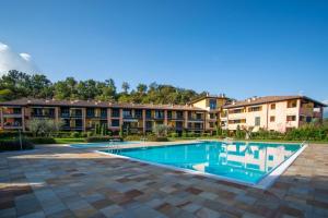 Πισίνα στο ή κοντά στο Suite Panorama Puegnago