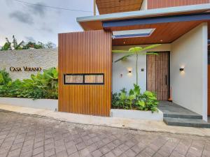 Το κτήριο όπου στεγάζεται  η βίλα