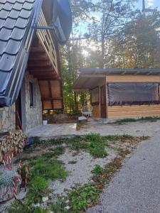 Το κτήριο όπου στεγάζεται  το σαλέ +24 φωτογραφίες