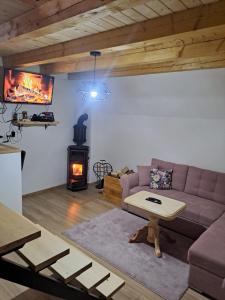 Χώρος καθιστικού στο Pogled na Romaniju