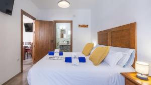 Postel nebo postele na pokoji v ubytování Puentelata Dúrcal by Ruralidays + 26 fotografií