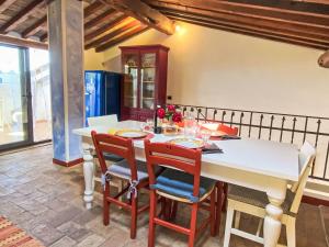 Foto sihtkohas Pomaia asuva majutusasutuse Apartment Casetta de Sodoni by Interhome galeriist