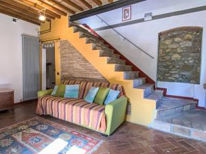 Istumisnurk majutusasutuses Apartment Casetta de Sodoni by Interhome